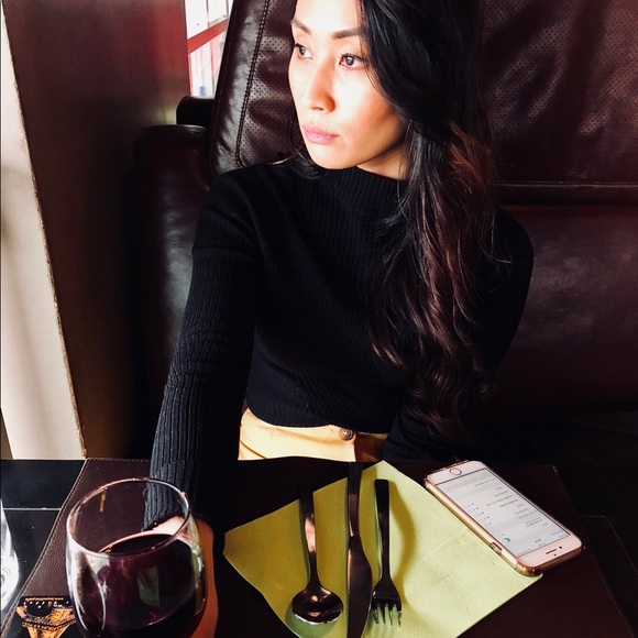 Meet your posher - Picture 10 of 15